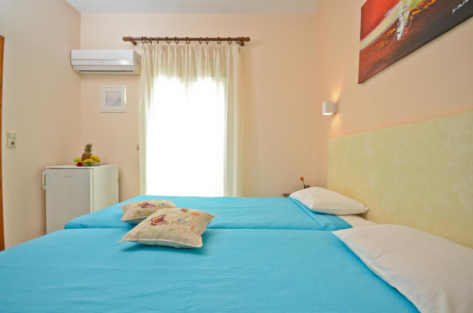 Margo Studios Naxos City Экстерьер фото