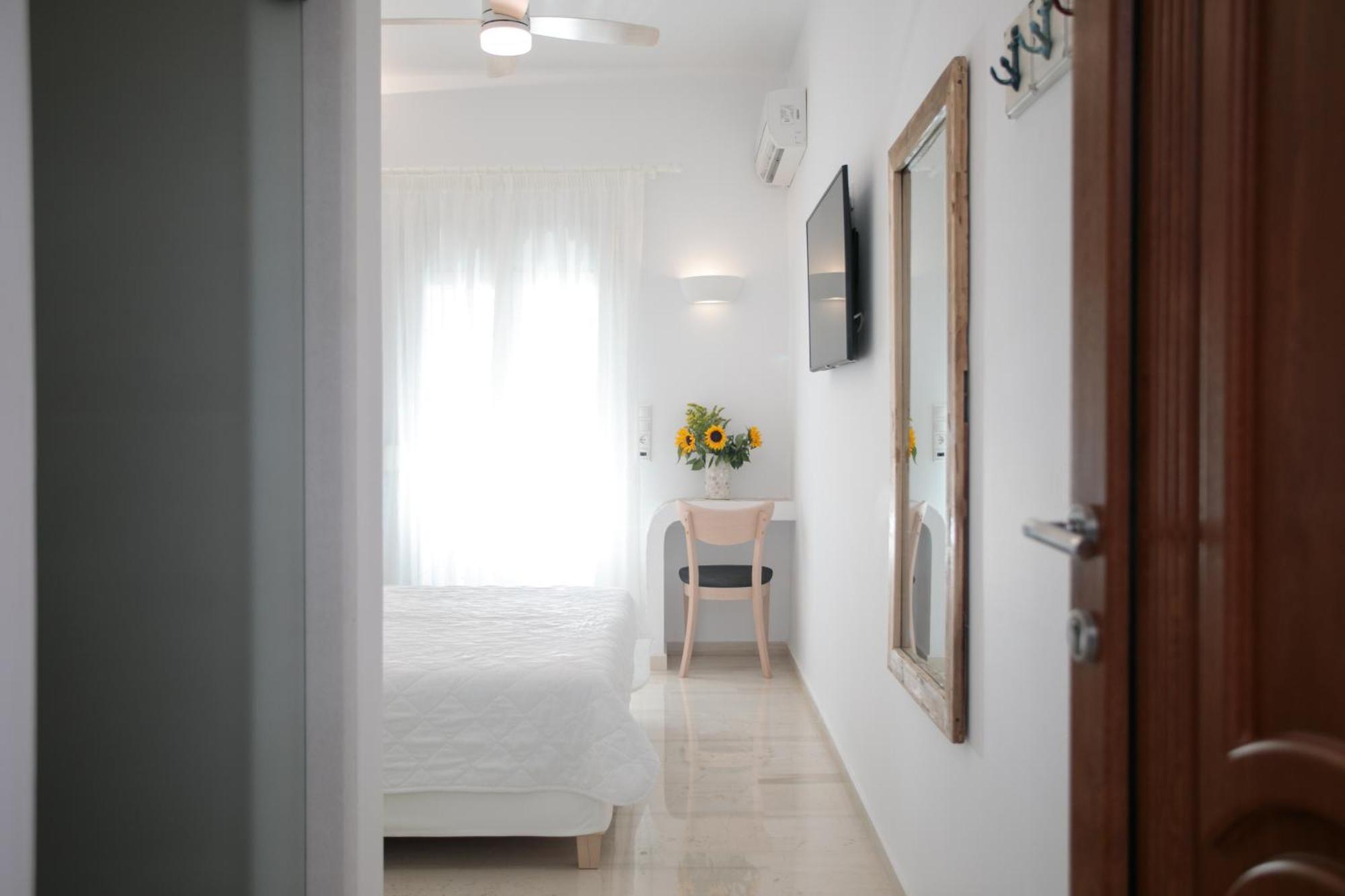 Margo Studios Naxos City Экстерьер фото