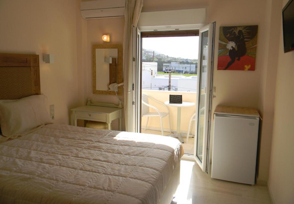 Margo Studios Naxos City Экстерьер фото